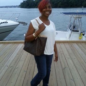 Meet your Posher, Karimah